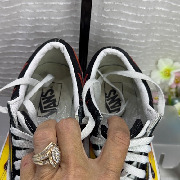 (S0)Vans Old Skool Flame Skater Low Top Canvas Shoes,Unisex,Sz 7.5 Women's/6 Men - Picture 4 of 11